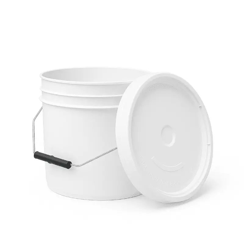 Cubeta de 4 litros de plástico blanco con tapa lisa y asa resistente marca Secchio Envases